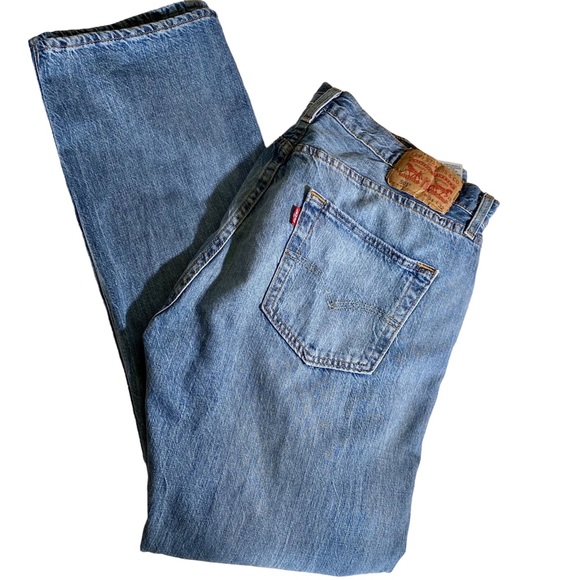 Levis 501 Jeans - Picture 4 of 9